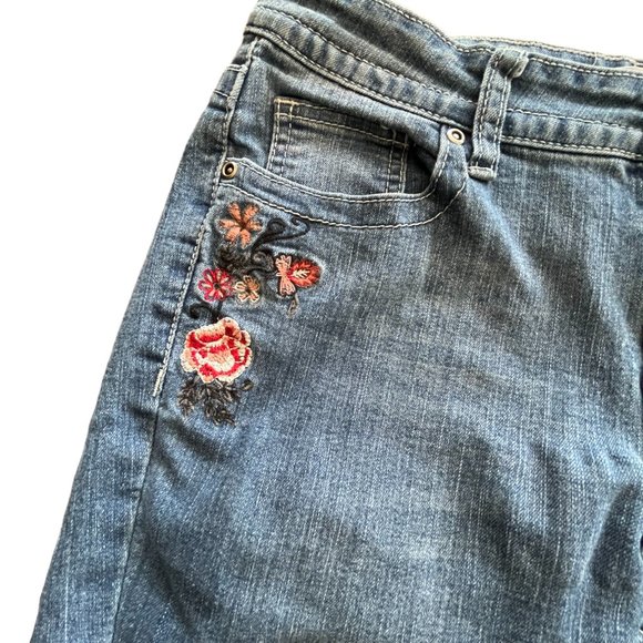 Level Eight Women Denim Capris Mid Rise Embroidered Stretch Sz6 W30 - Picture 2 of 7
